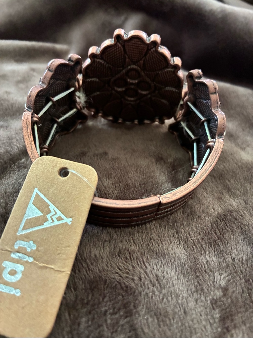 Copper Cuff Stretch Bracelet with Cream White Stones - Women Jewelry - Picture 3 of 5